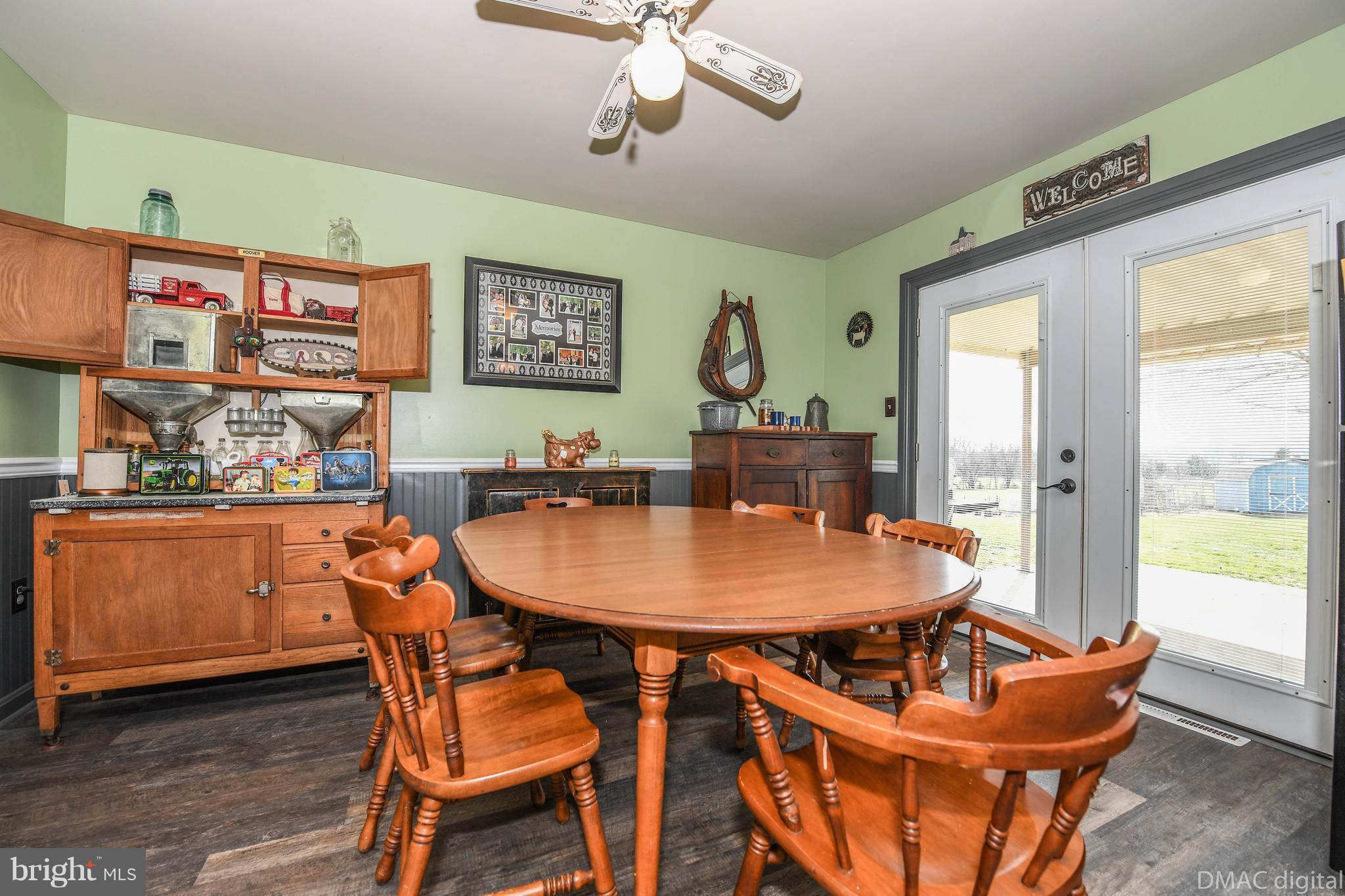 13230 Independence Road Clear Spring, MD 21722 - Photo 10 of 30 a dining room with furniture and window
