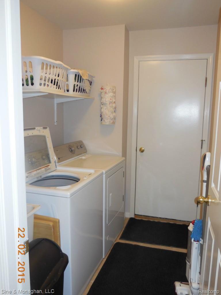 1900 River Road St. Clair, MI 48079 - Photo 9 of 27 8 -tornberg 197.jpg