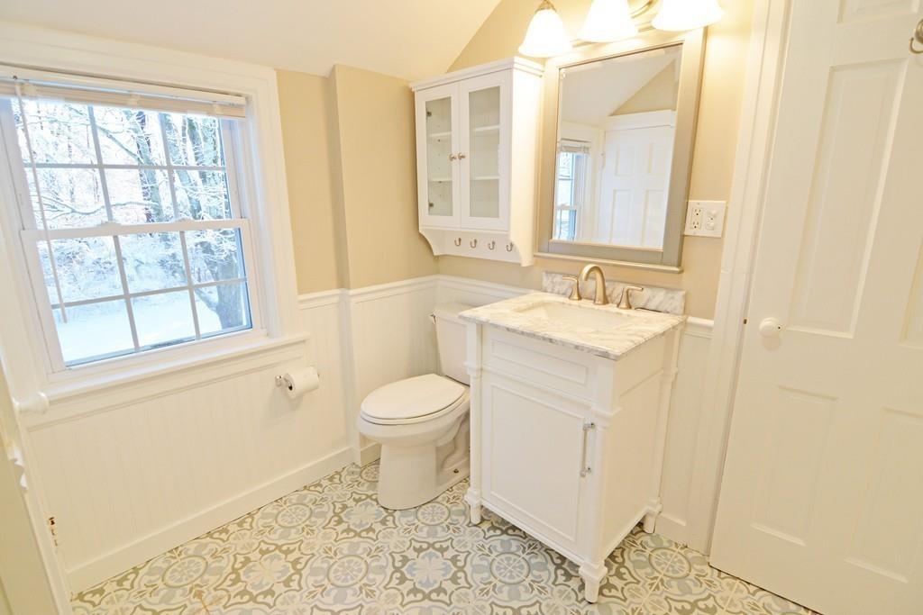 285 Maple Road Longmeadow, MA 01106 - Photo 14 of 25