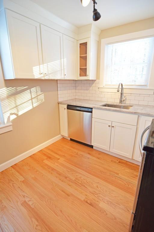 285 Maple Road Longmeadow, MA 01106 - Photo 8 of 25