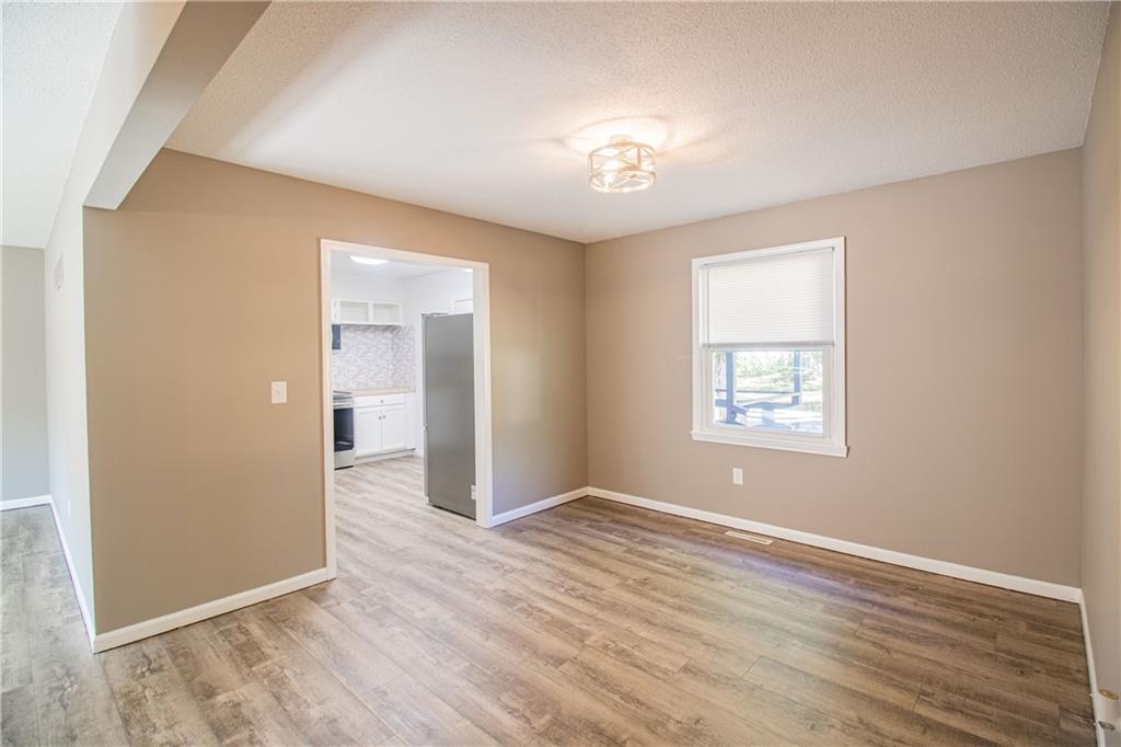 19 Southeast 150 Road Warrensburg, MO 64093 - Photo 11 of 27