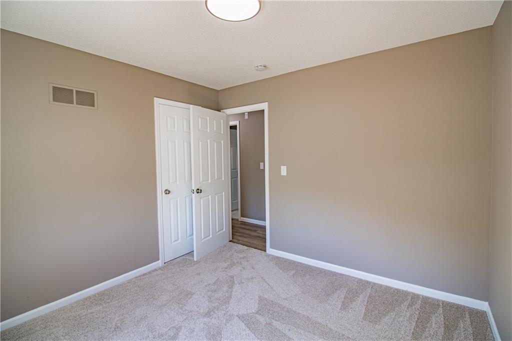 19 Southeast 150 Road Warrensburg, MO 64093 - Photo 17 of 27