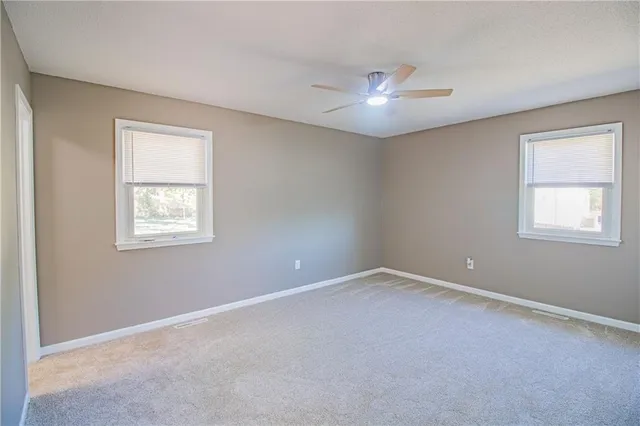 $249,500 | 19 Southeast 150 Road, Warrensburg, MO 64093