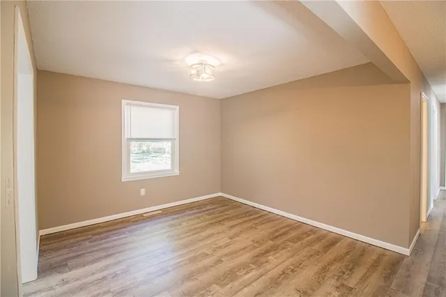 $249,500 | 19 Southeast 150 Road, Warrensburg, MO 64093