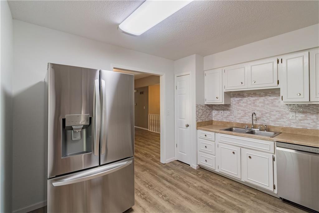 19 Southeast 150 Road Warrensburg, MO 64093 - Photo 7 of 27