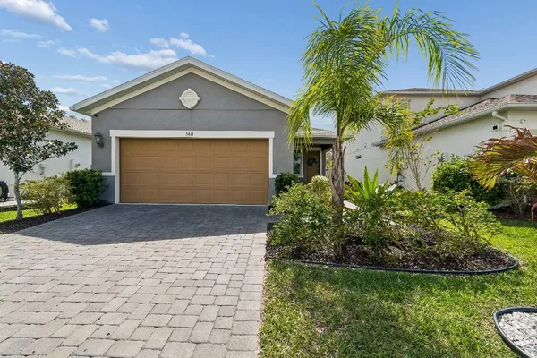 $349,900 | 5411 Los Robles Court, Palmetto, FL 34221