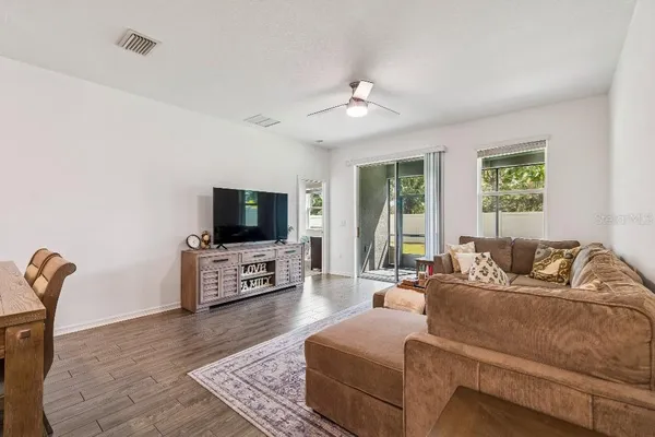 $349,900 | 5411 Los Robles Court, Palmetto, FL 34221