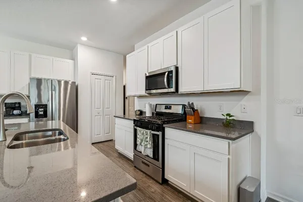 $349,900 | 5411 Los Robles Court, Palmetto, FL 34221