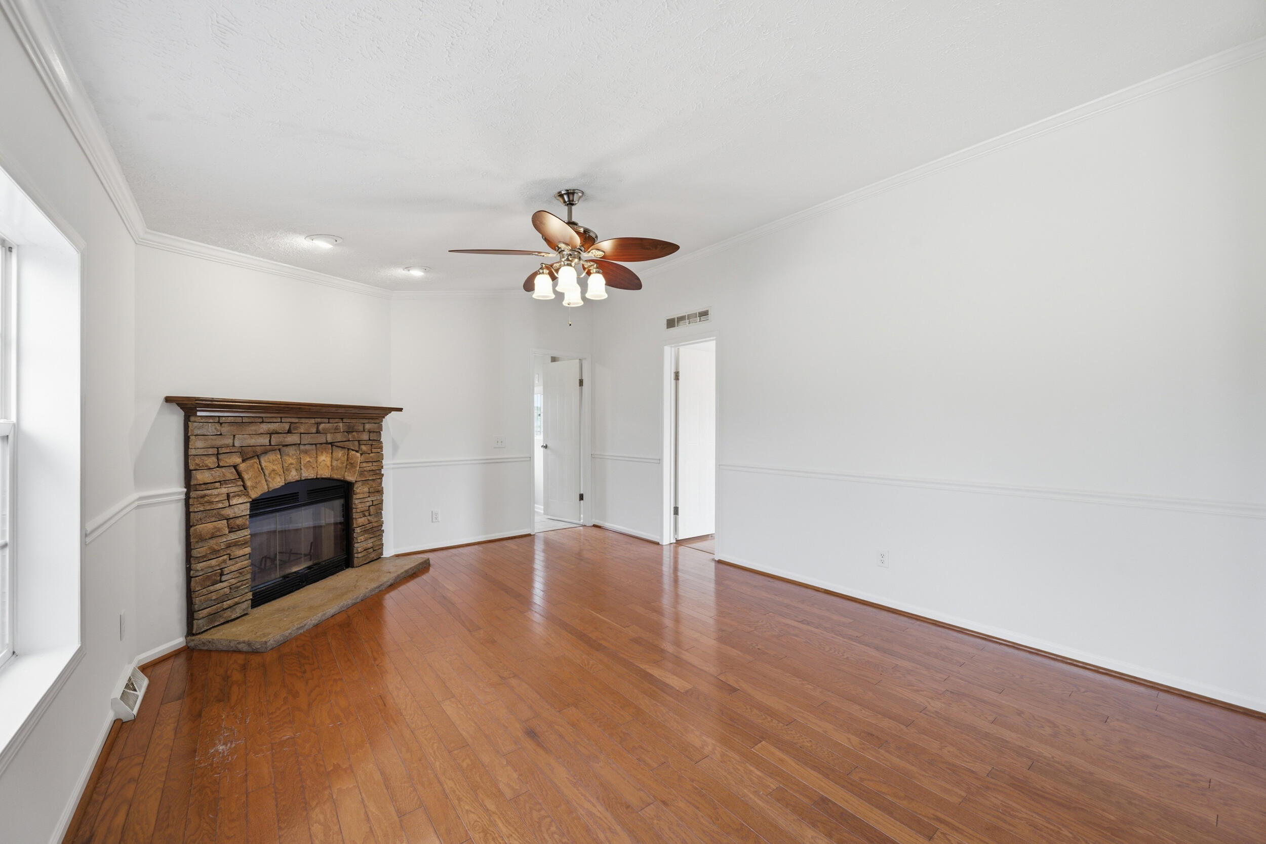 685 Centerwood Road Williston, SC 29853 - Photo 18 of 52