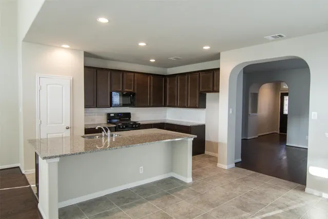 $3,450 | 618 Cypress Creek Lane, Richmond, TX 77469