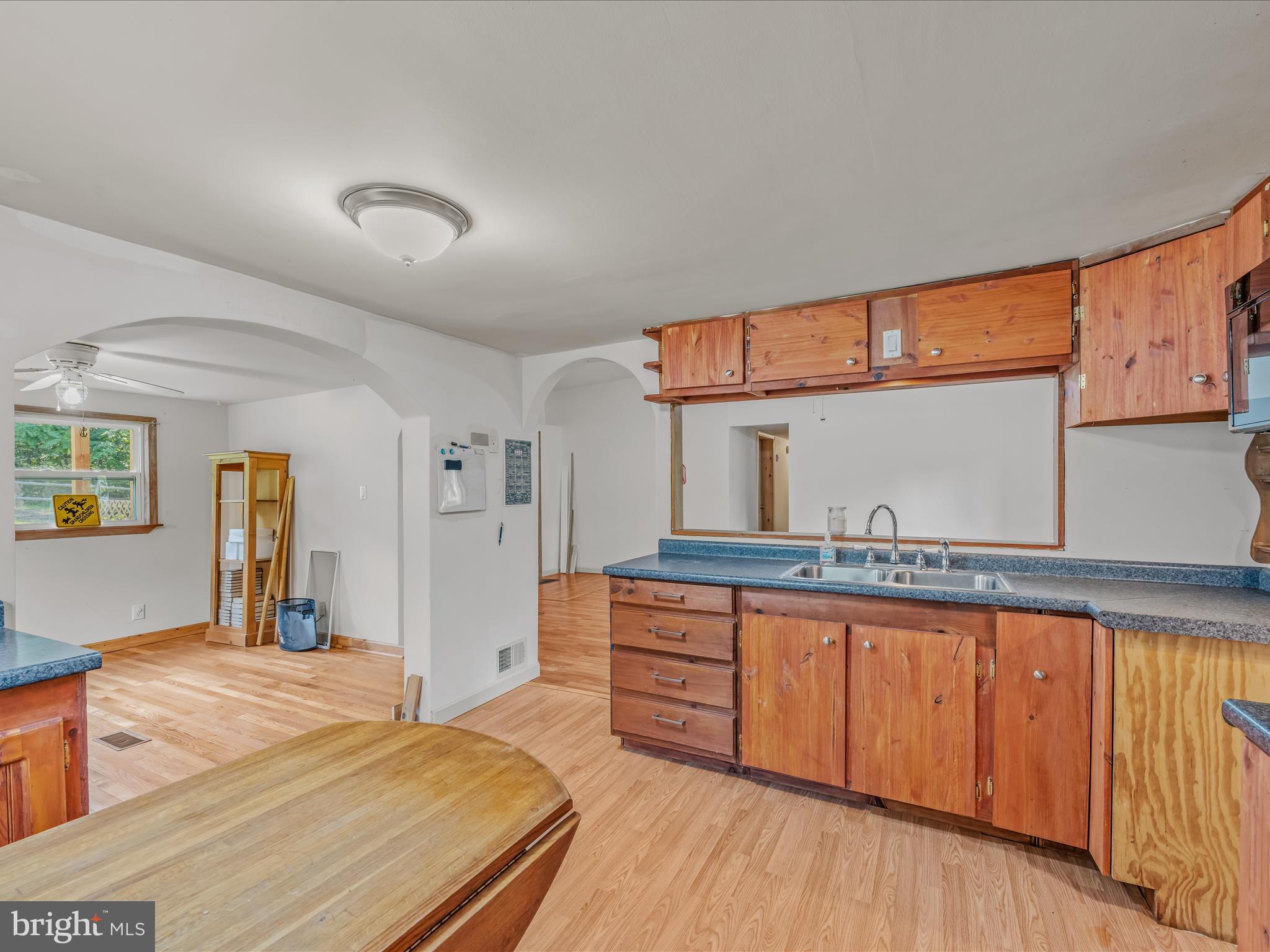 564 Shade Lane Berkeley Springs, WV 25411 - Photo 12 of 53 Kitchen