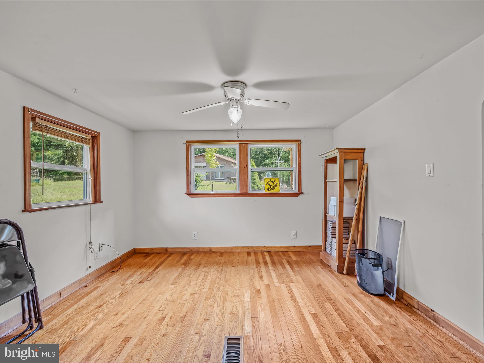 564 Shade Lane Berkeley Springs, WV 25411 - Photo 13 of 53 Dining Room