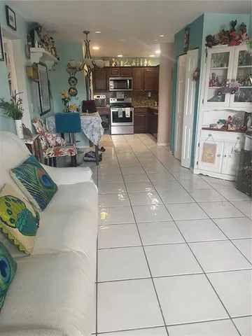 $599,990 | 7551 Southwest 42nd Place, Davie, FL 33314