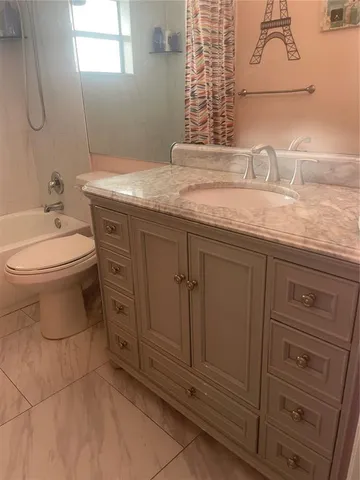 $599,990 | 7551 Southwest 42nd Place, Davie, FL 33314