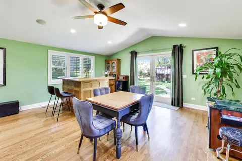 $714,900 | 15352 West Cherrywood Lane, Libertyville, IL 60048