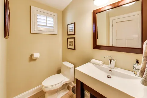 $714,900 | 15352 West Cherrywood Lane, Libertyville, IL 60048