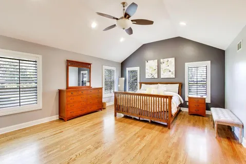 $714,900 | 15352 West Cherrywood Lane, Libertyville, IL 60048
