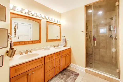 $714,900 | 15352 West Cherrywood Lane, Libertyville, IL 60048