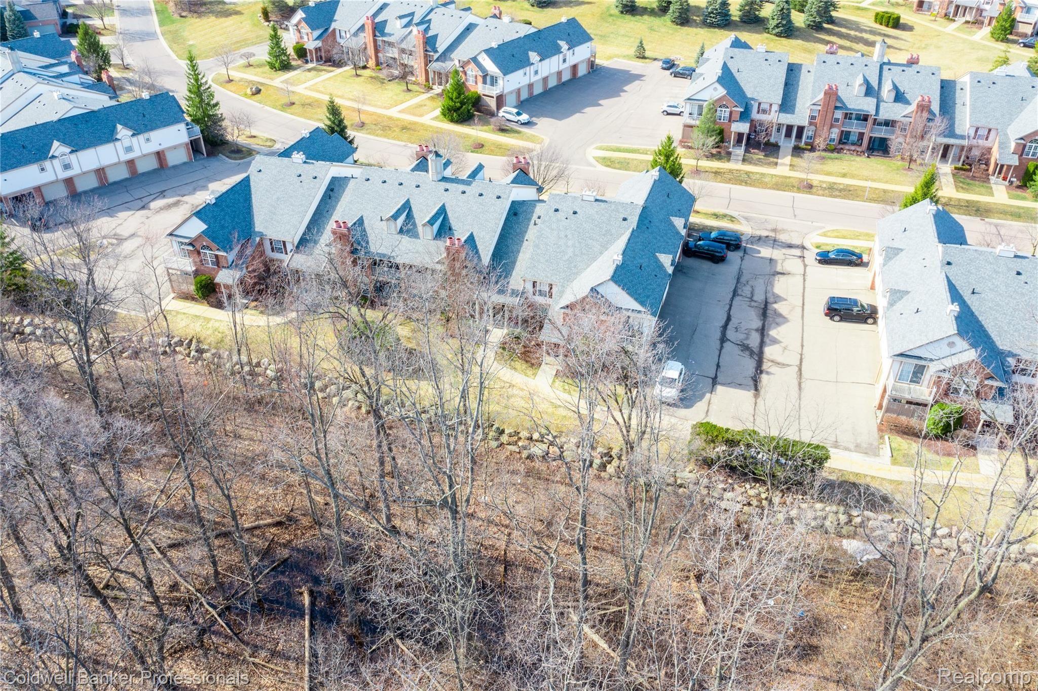 3571 Tremonte Circle Rochester, MI 48306 - Photo 58 of 75 3571_Tremont_Circle_Drone_Large_06.jpg