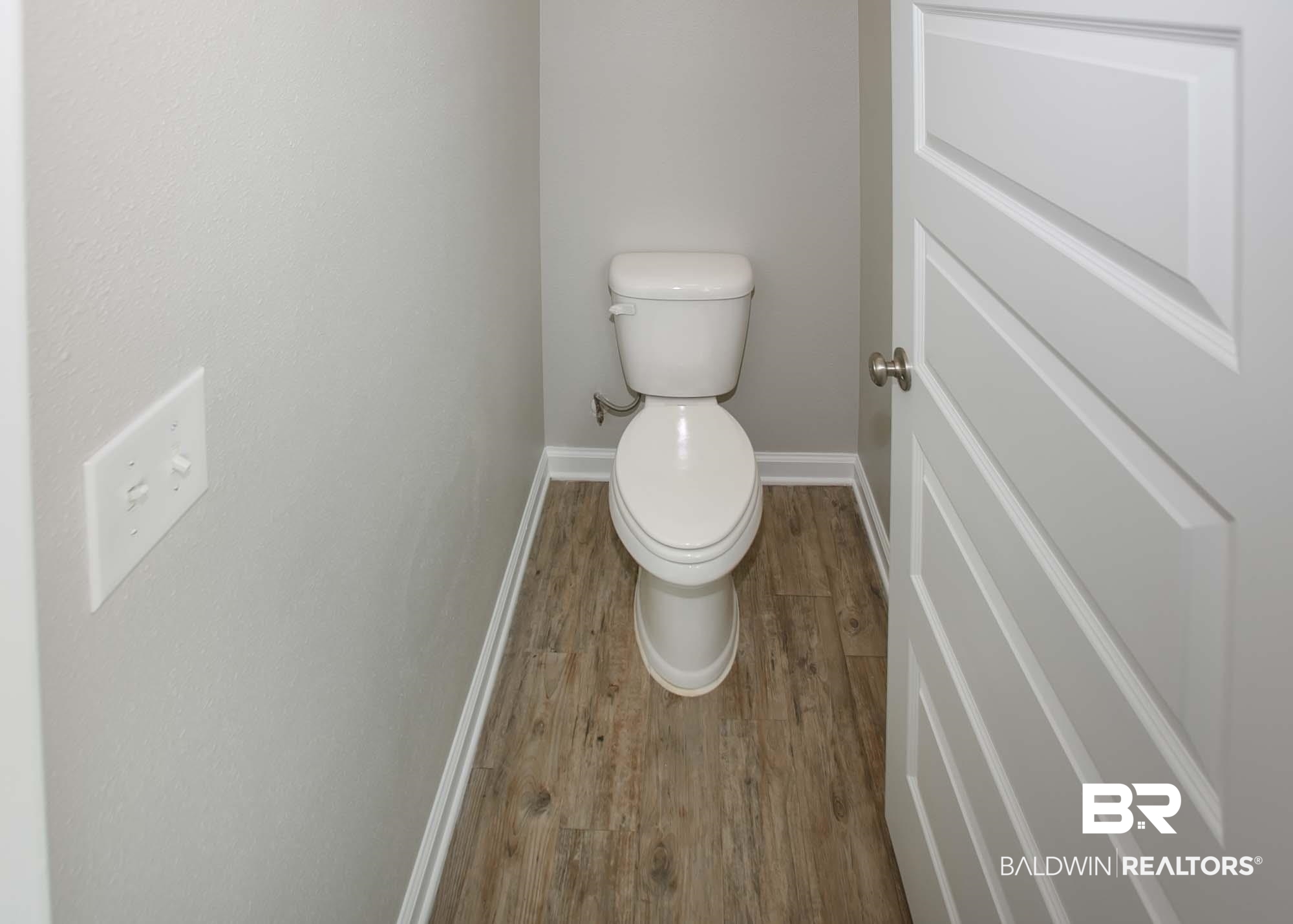 6882 Crimson Ridge Street Gulf Shores, AL 36542 - Photo 24 of 50 Primary Water closet