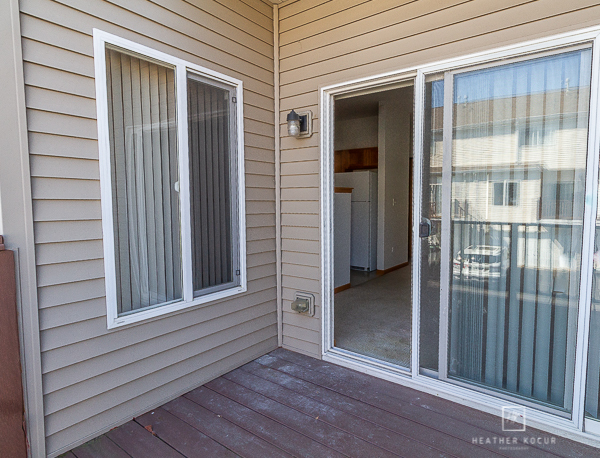 146 Enclave Circle, Unit D Bolingbrook, IL 60440 - Photo 31 of 33 a view of a porch of a house