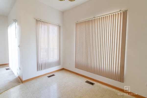 146 Enclave Circle, Unit D Bolingbrook, IL 60440 - Photo 9 of 33 a view of a livingroom with a porch