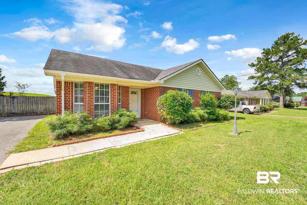 9385 Prairie Drive Semmes, AL 36575 - Photo 18 of 19 Another view of the home with parking.