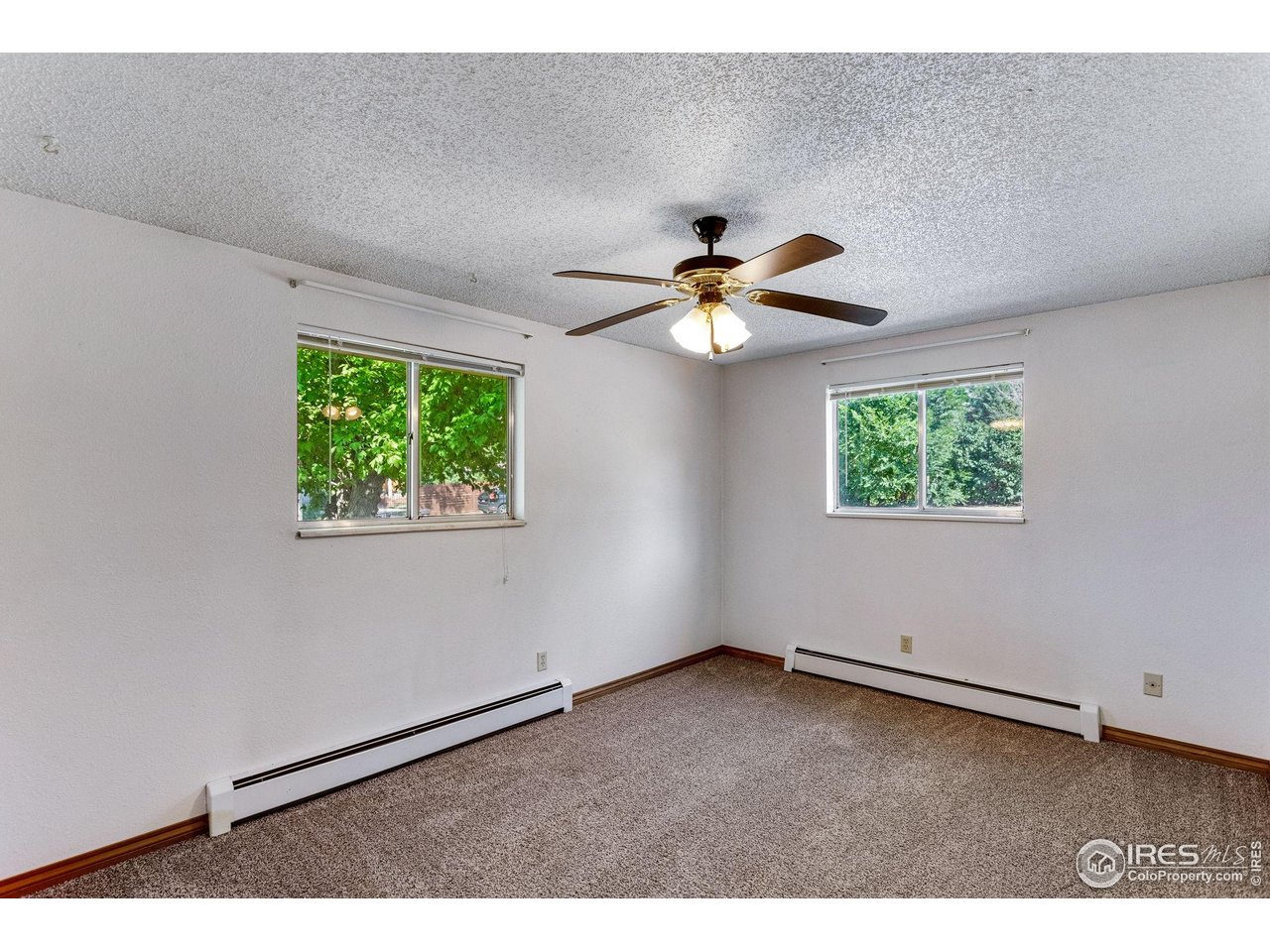 622 3rd Avenue Lyons, CO 80540 - Photo 14 of 30 2nd Bedroom on the main floor