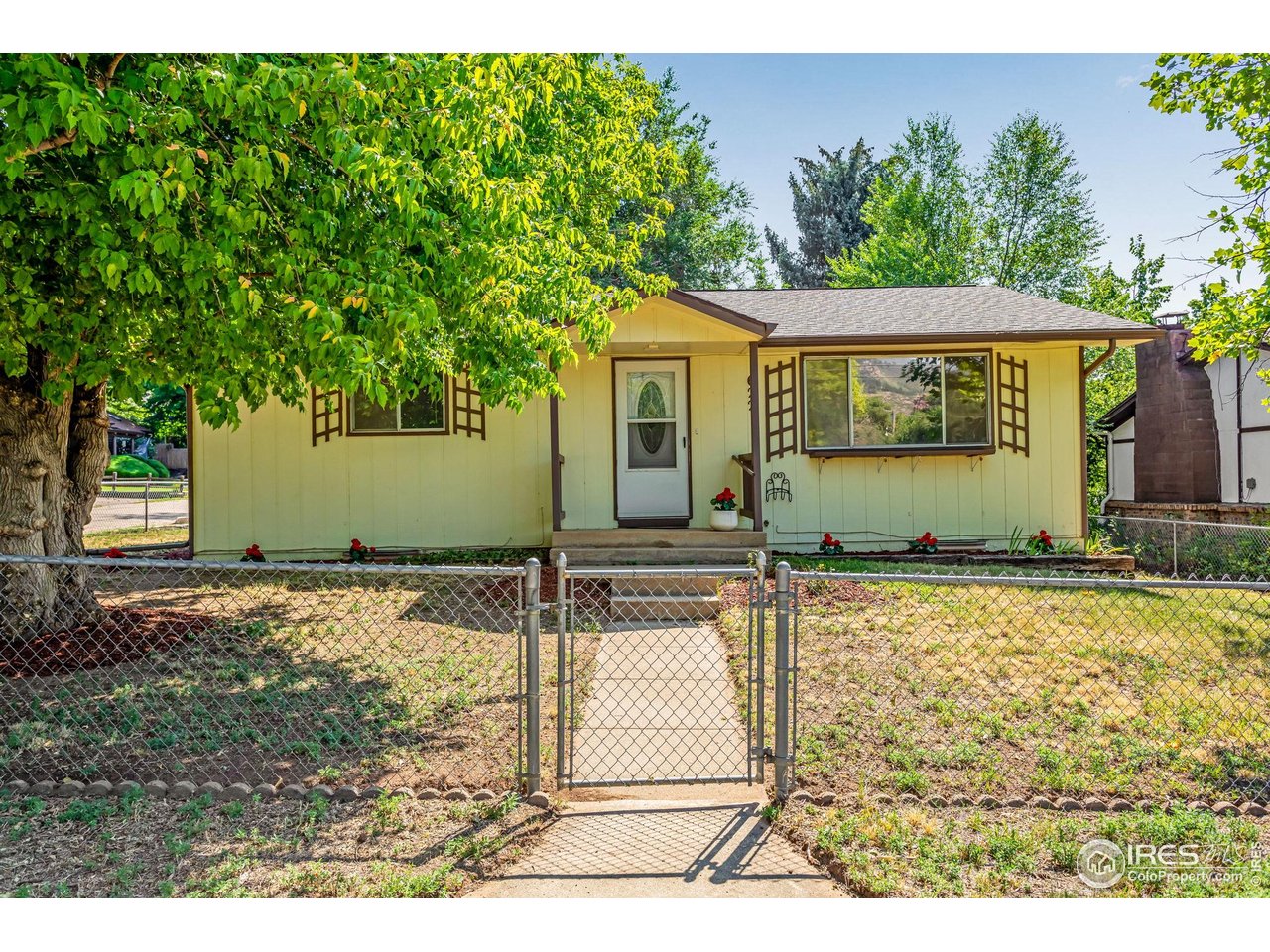 622 3rd Avenue Lyons, CO 80540 - Photo 2 of 30