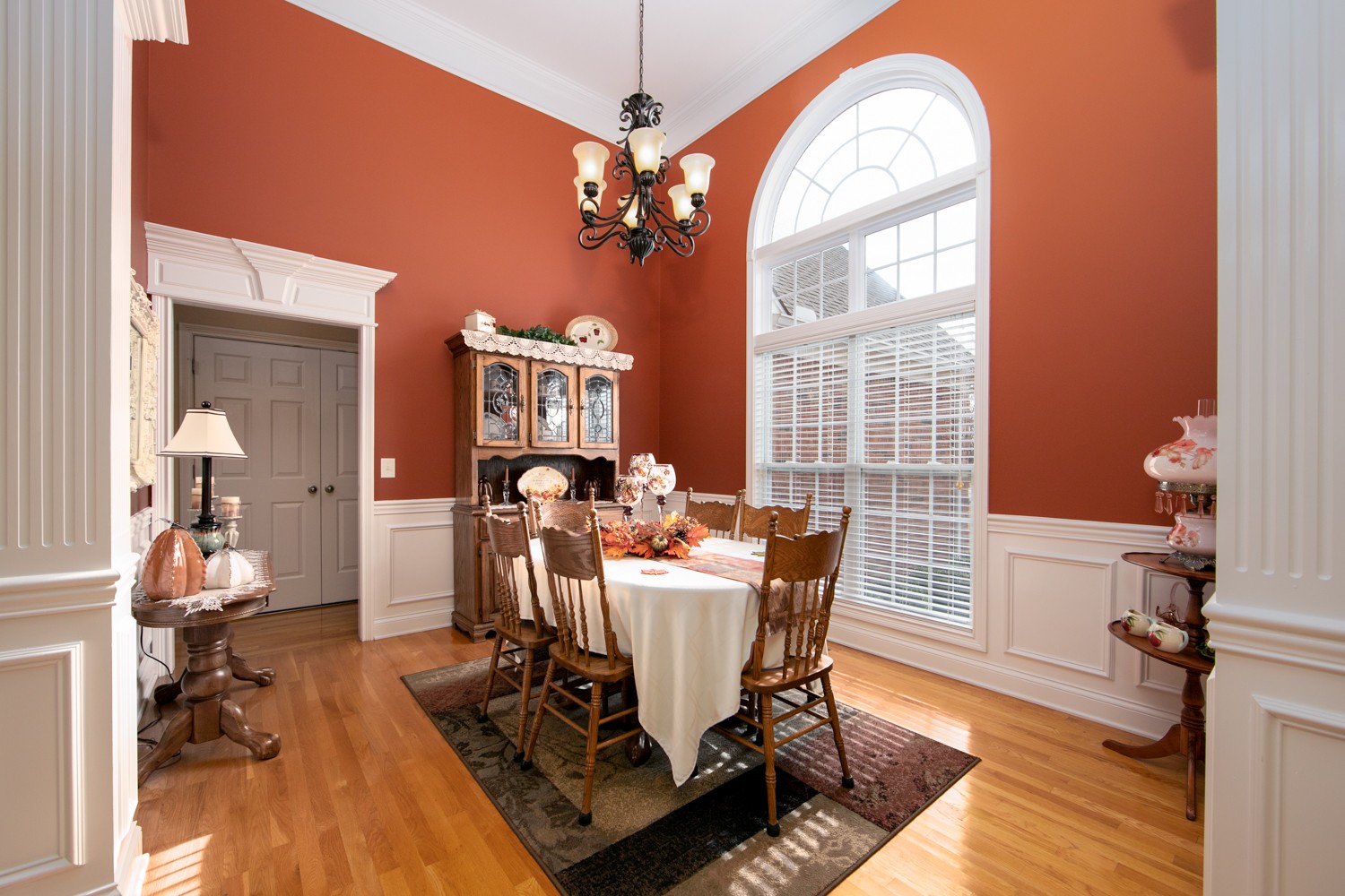 600 Lee Road Lebanon, TN 37087 - Photo 5 of 28 a dining room with furniture a chandelier and wooden floor