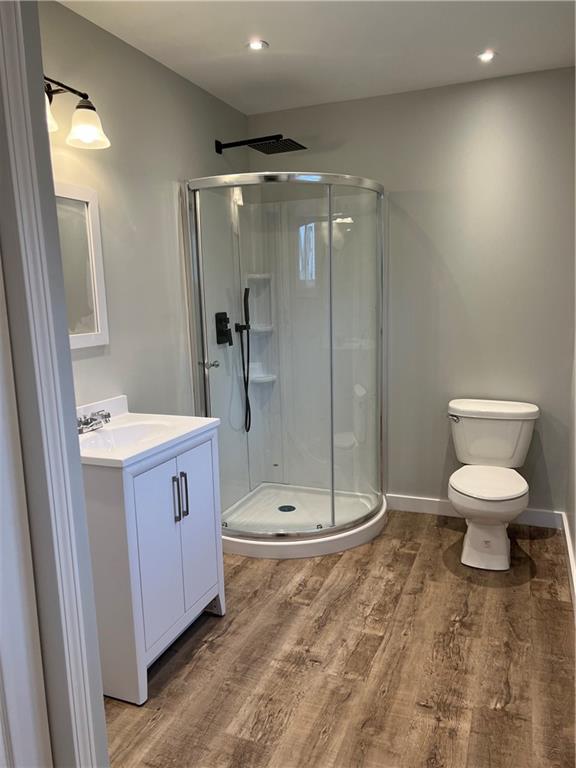 900 Kingview Road Scottdale, PA 15683 - Photo 13 of 25 Master Bedroom Full Bath on Main Floor