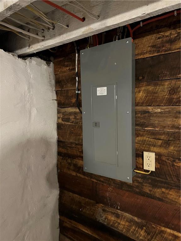 900 Kingview Road Scottdale, PA 15683 - Photo 25 of 25 New 200 amp electric entry