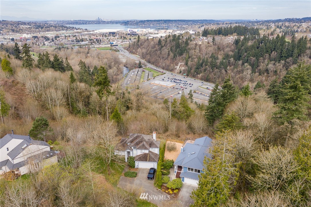 2472 Southeast 8th Place Renton, WA 98057 - Photo 24 of 24