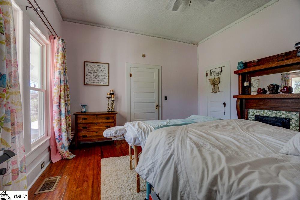 212 State Rd S-42-50 Woodruff, SC 29388 - Photo 29 of 34