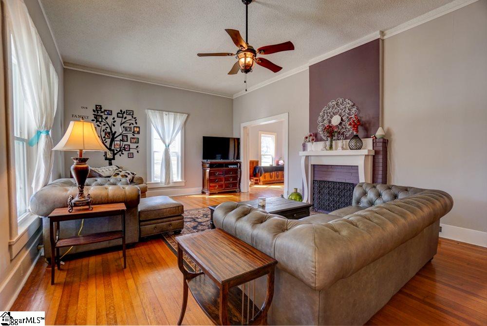 212 State Rd S-42-50 Woodruff, SC 29388 - Photo 4 of 34