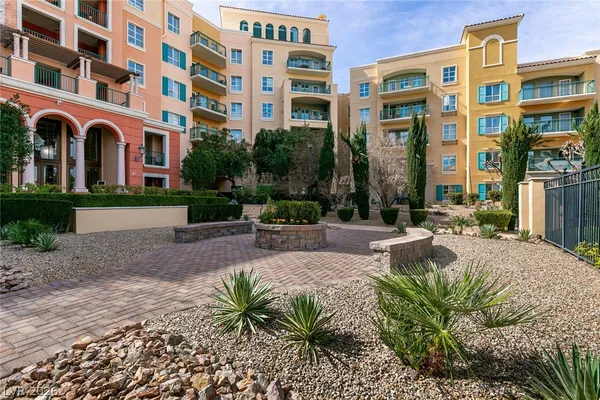 $419,000 | 30 Strada Di Villaggio, Unit 149, Henderson, NV 89011
