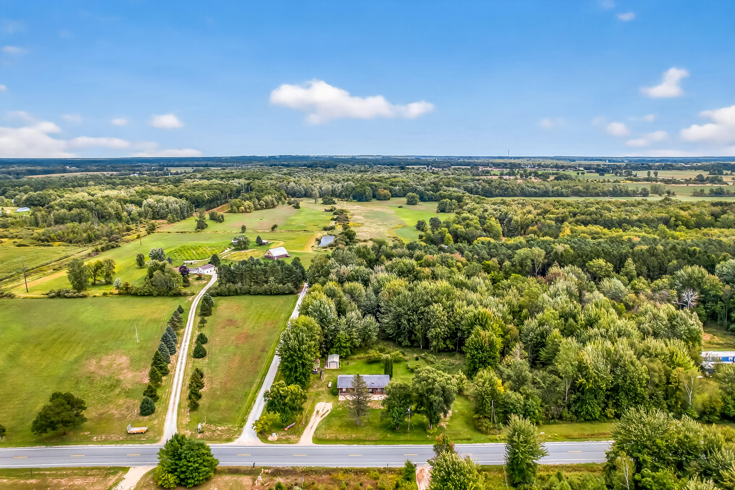 522 South Ravenna Road Ravenna, MI 49451 - Photo 5 of 32 5_522 s ravenna-5