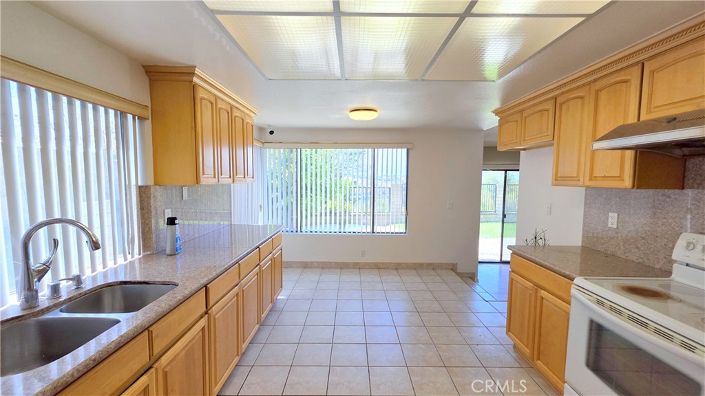 21355 Chirping Sparrow Road Diamond Bar, CA 91765 - Photo 8 of 35