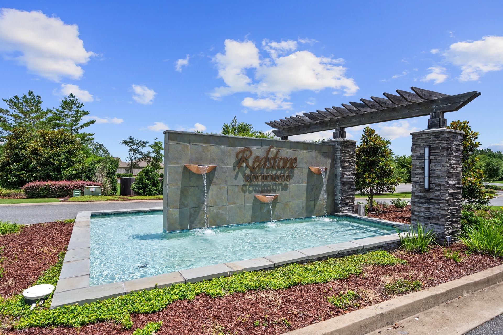 816 Moorhen Way Crestview, FL 32539 - Photo 2 of 22 a view of a outdoor space