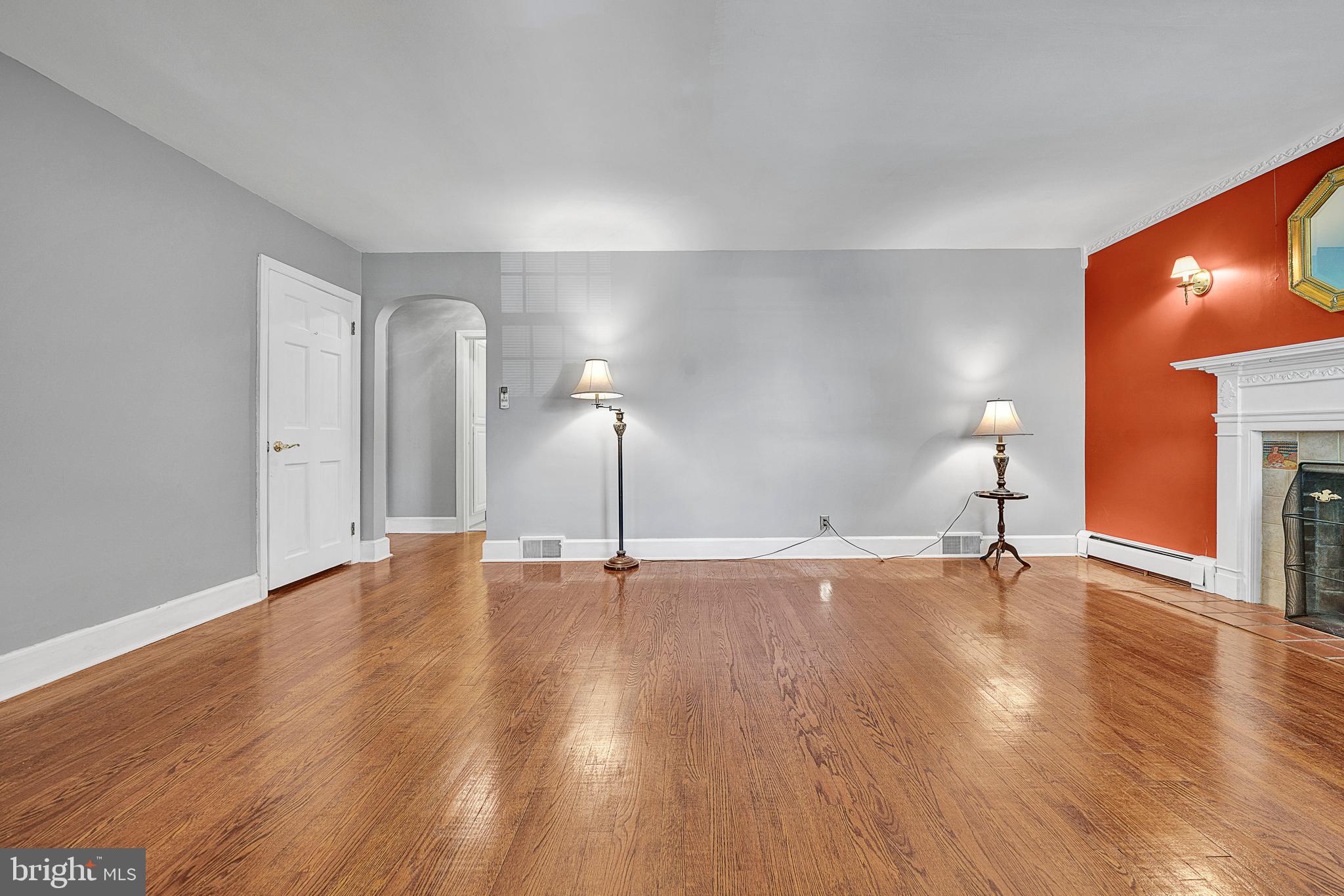 734 Garden Road Glenside, PA 19038 - Photo 7 of 38 Gallery Image 7