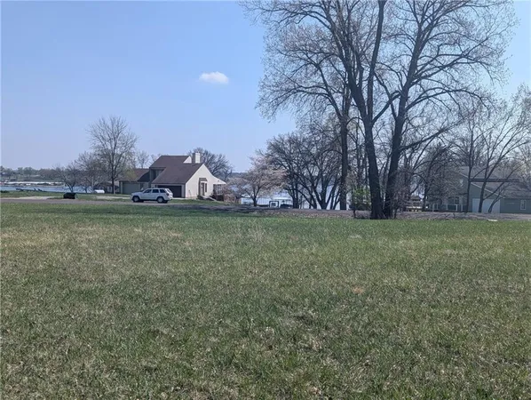 $55,000 | Lake Viking Terrace, Gallatin, MO 64640