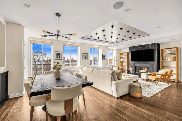 $3,950,000 | 167 Perry Street, Unit 4NQ | West Village