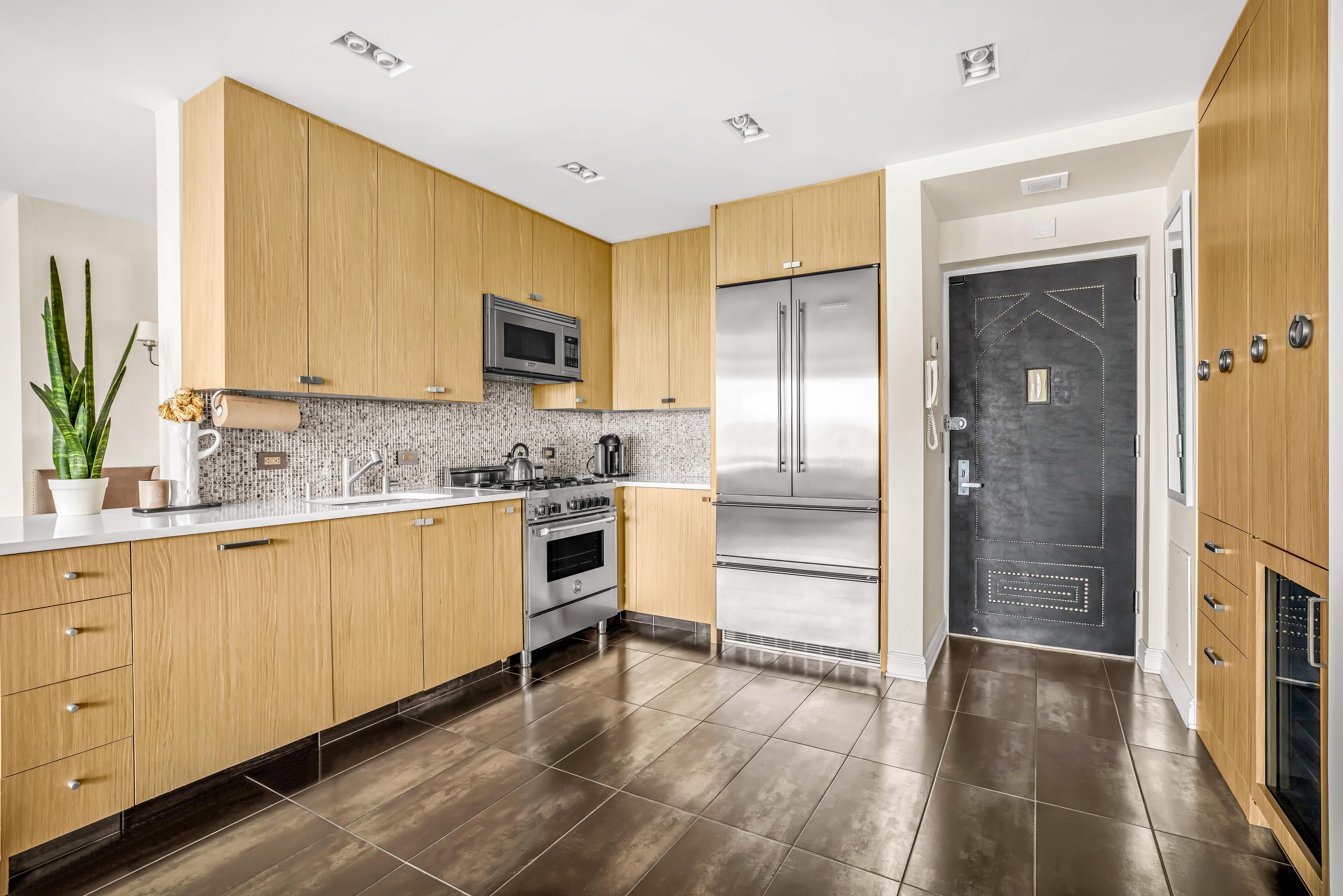 167 Perry Street, Unit 4NQ Manhattan, NY 10014 - Photo 9 of 18