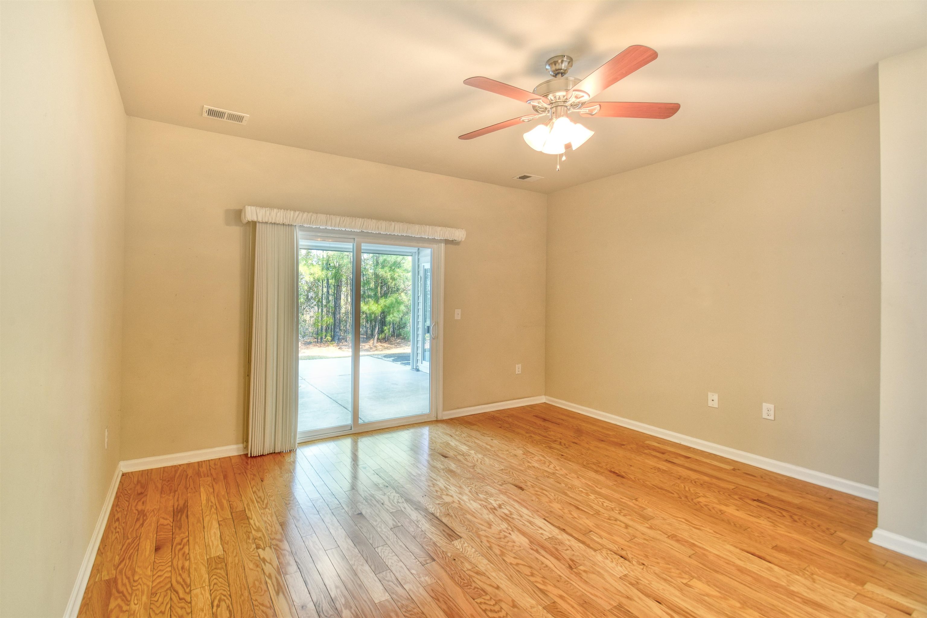 160 Parmelee Drive, Unit E Murrells Inlet, SC 29576 - Photo 13 of 40