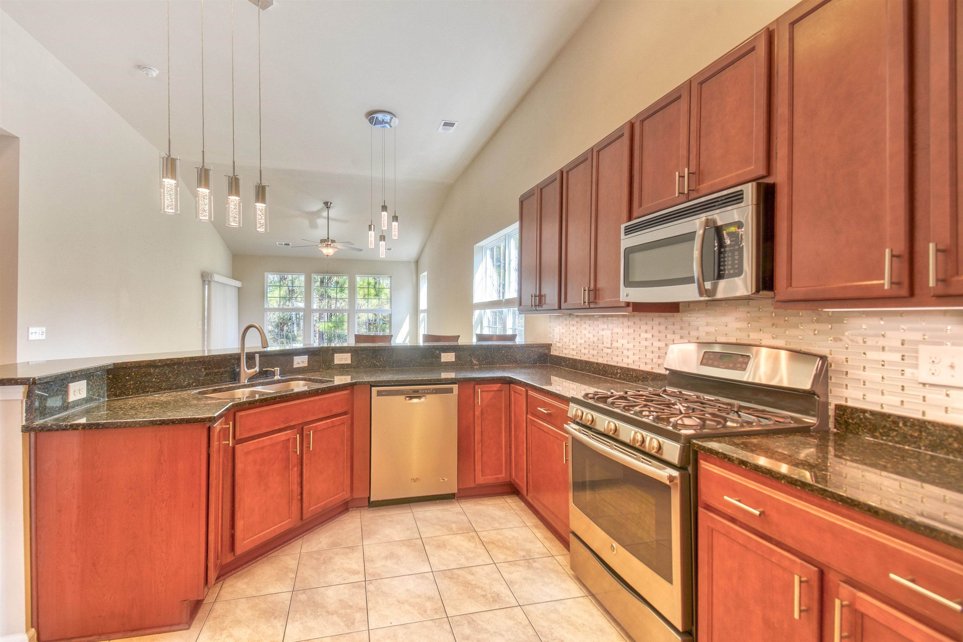 160 Parmelee Drive, Unit E Murrells Inlet, SC 29576 - Photo 7 of 40