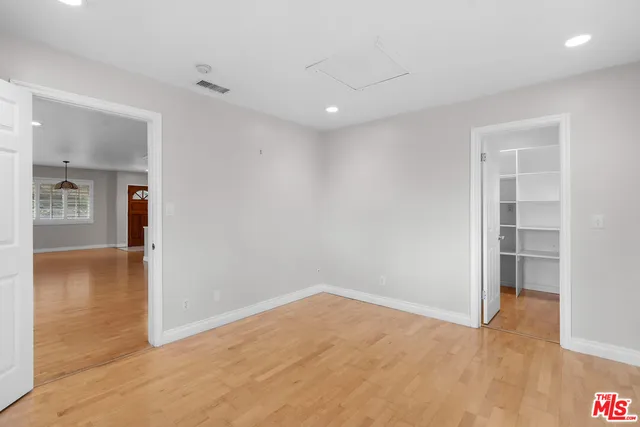 $4,520 | 9631 Crystal View Drive, Tujunga, CA 91042