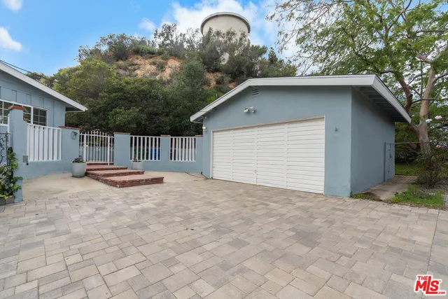 $4,520 | 9631 Crystal View Drive, Tujunga, CA 91042