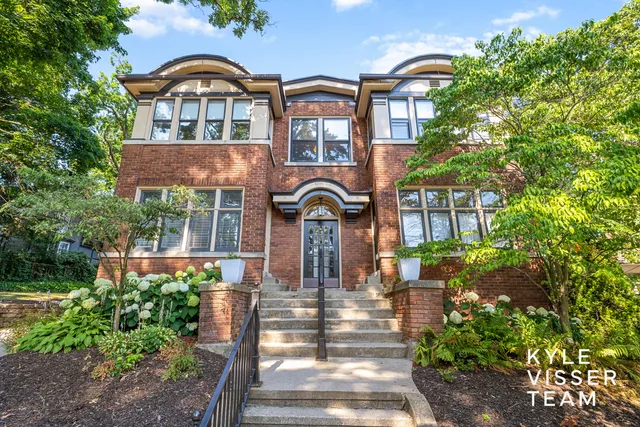 $325,000 | 17 Union Avenue Southeast, Unit B, Grand Rapids, MI 49503