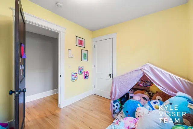 $325,000 | 17 Union Avenue Southeast, Unit B, Grand Rapids, MI 49503