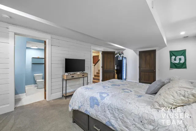 $325,000 | 17 Union Avenue Southeast, Unit B, Grand Rapids, MI 49503